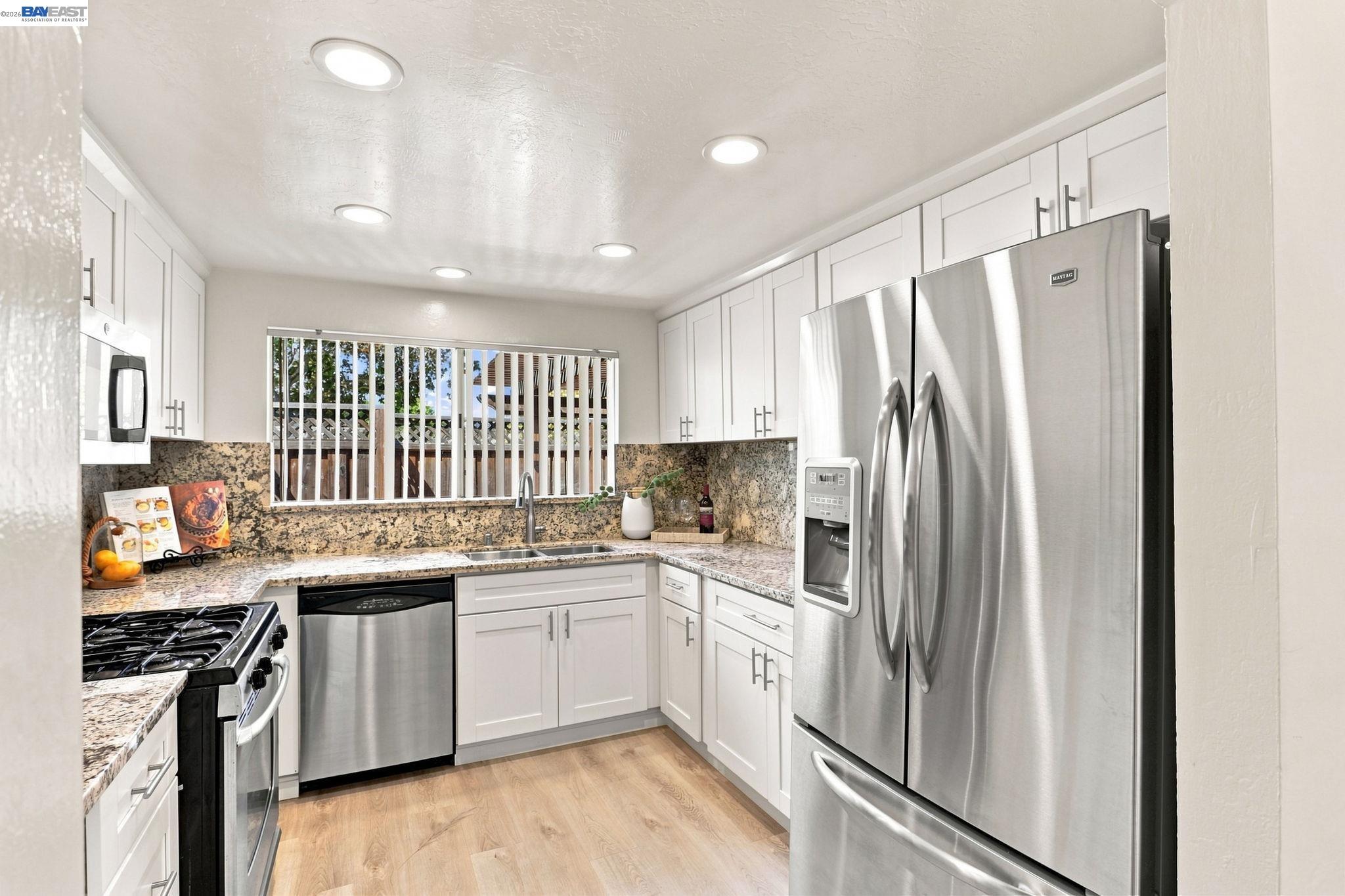 1371 Cherrywood Sq, San Jose CA 95117 — photo 10
