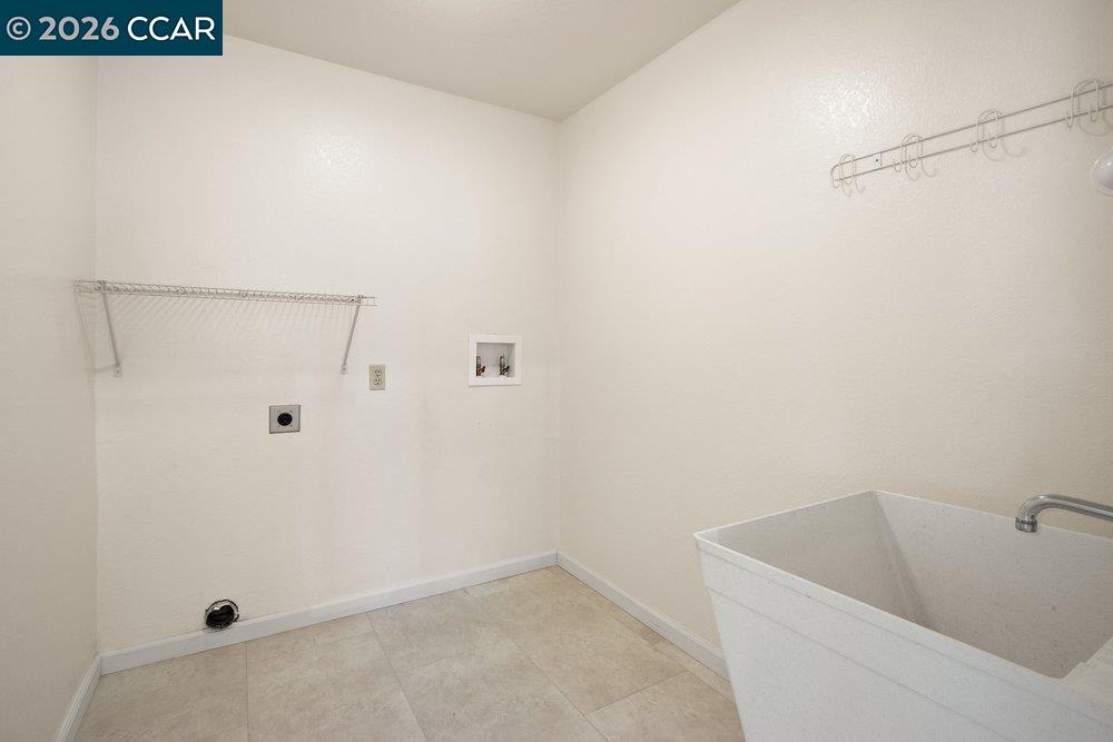 244 Hillcrest Ct, Pleasant Hill CA 94523 — photo 24