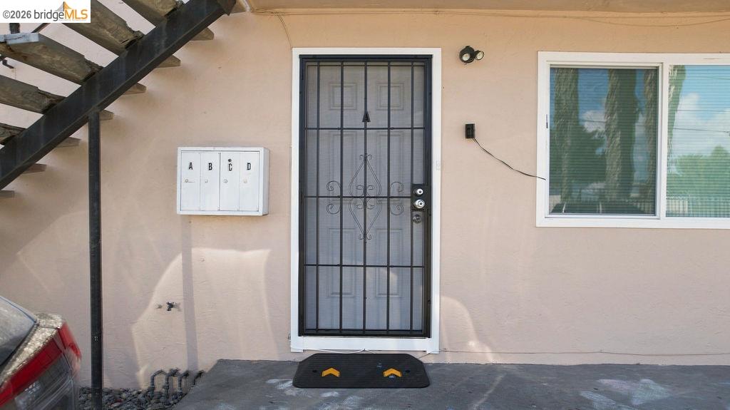 10582 Topanga Dr, Oakland CA 94603 — photo 14