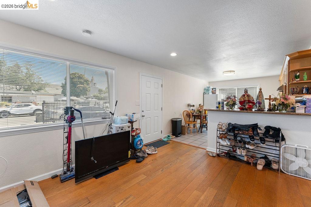 10582 Topanga Dr, Oakland CA 94603 — photo 25