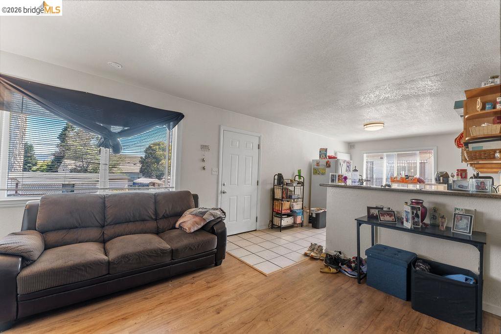 10582 Topanga Dr, Oakland CA 94603 — photo 42