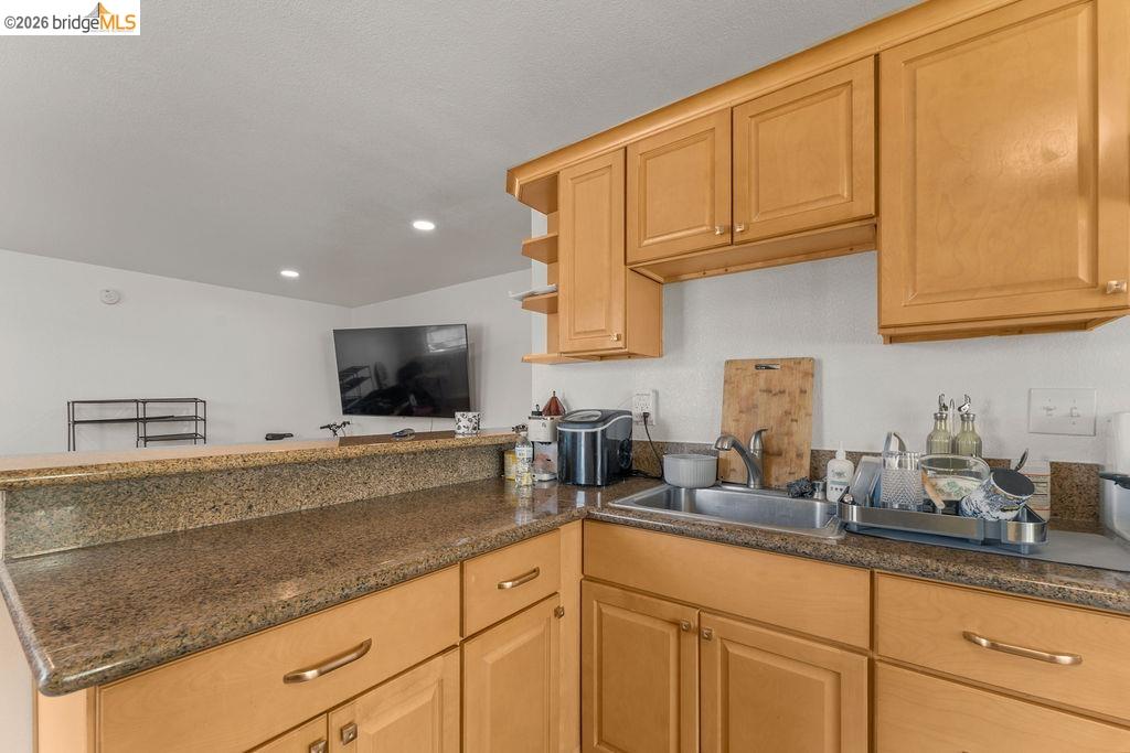 10582 Topanga Dr, Oakland CA 94603 — photo 49