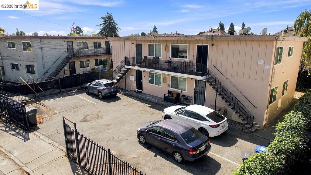10582 Topanga Dr, Oakland CA 94603 — photo 6