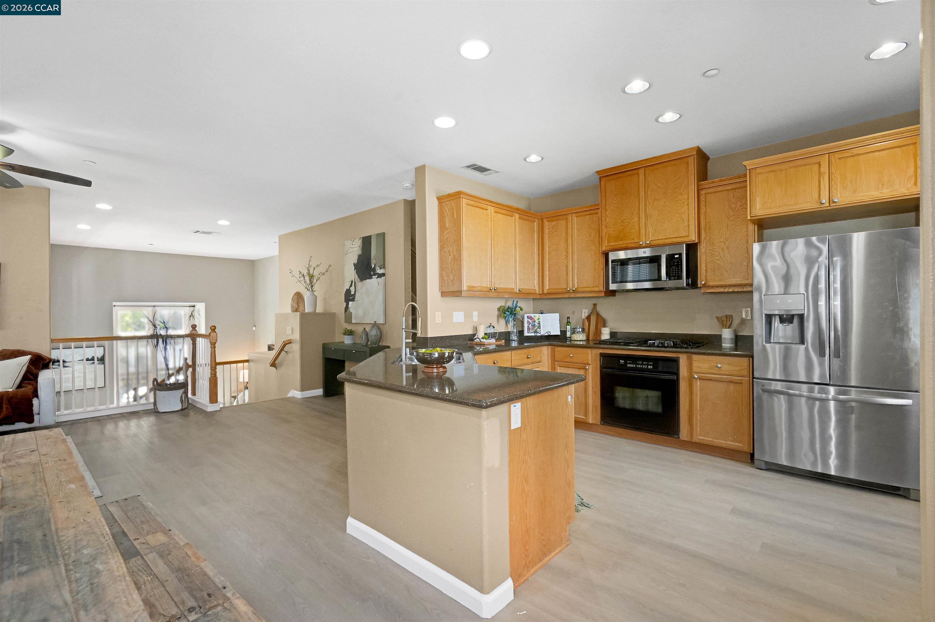 2063 Lewis St, Hercules CA 94547 — photo 22