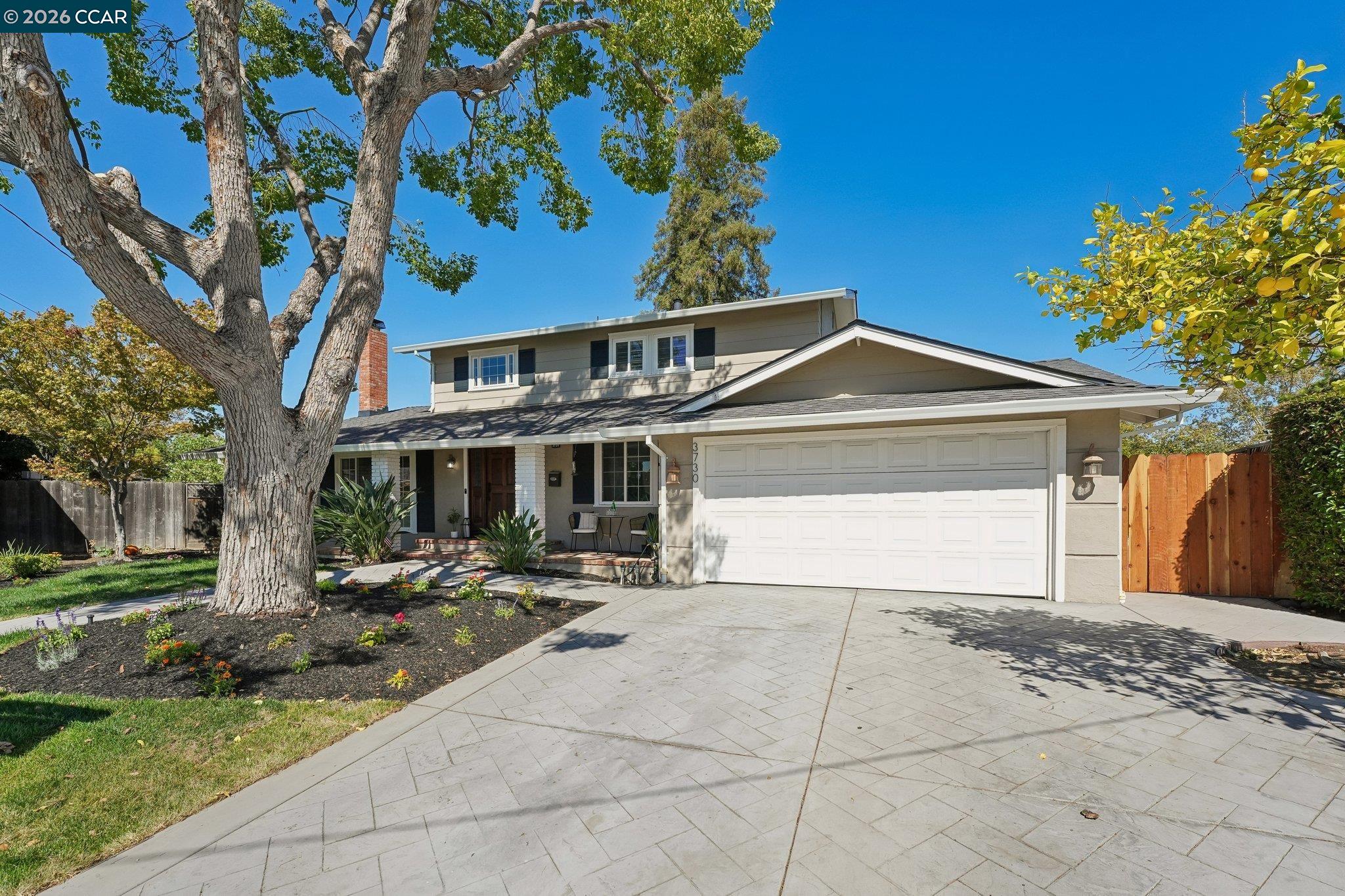 3730 Parkway Ct, Concord CA 94519 — photo 2