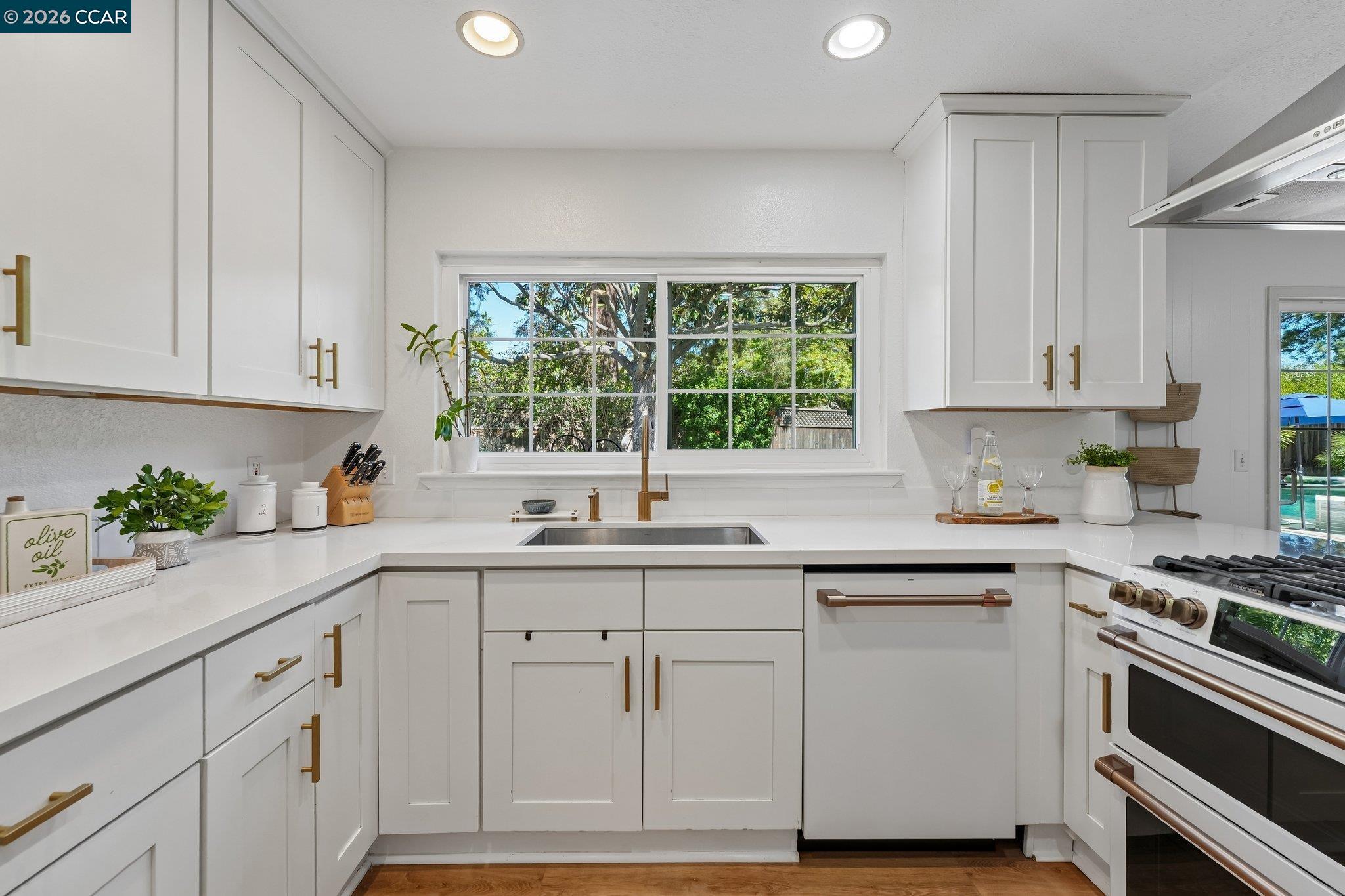 3730 Parkway Ct, Concord CA 94519 — photo 17