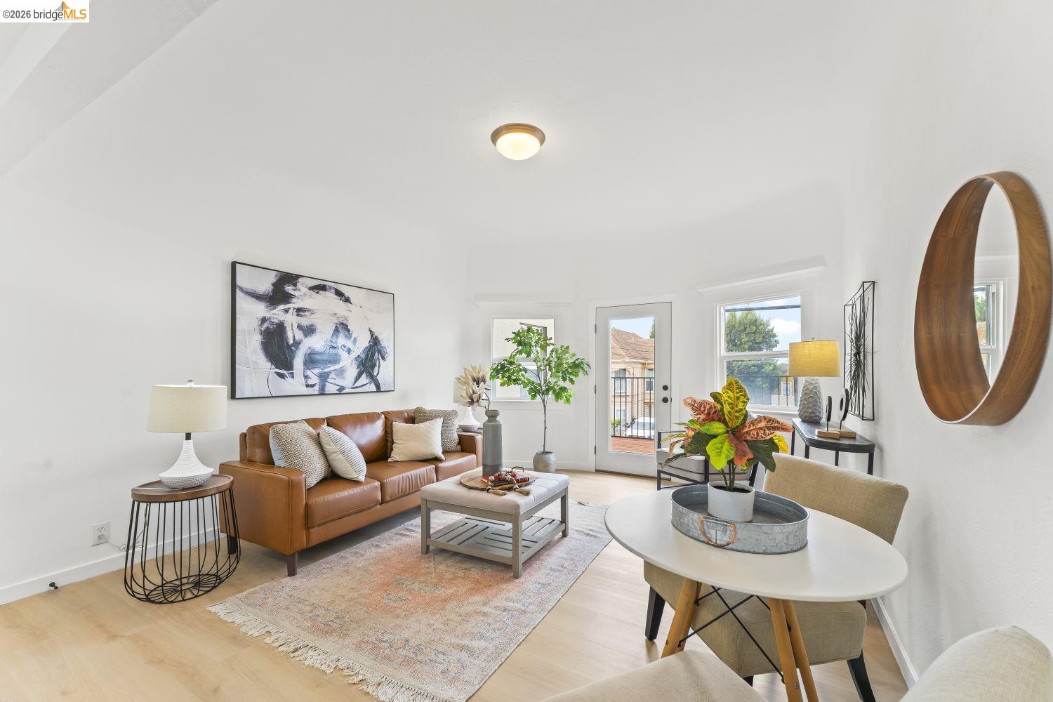 1112 E 28th St, Oakland CA 94610 — photo 8