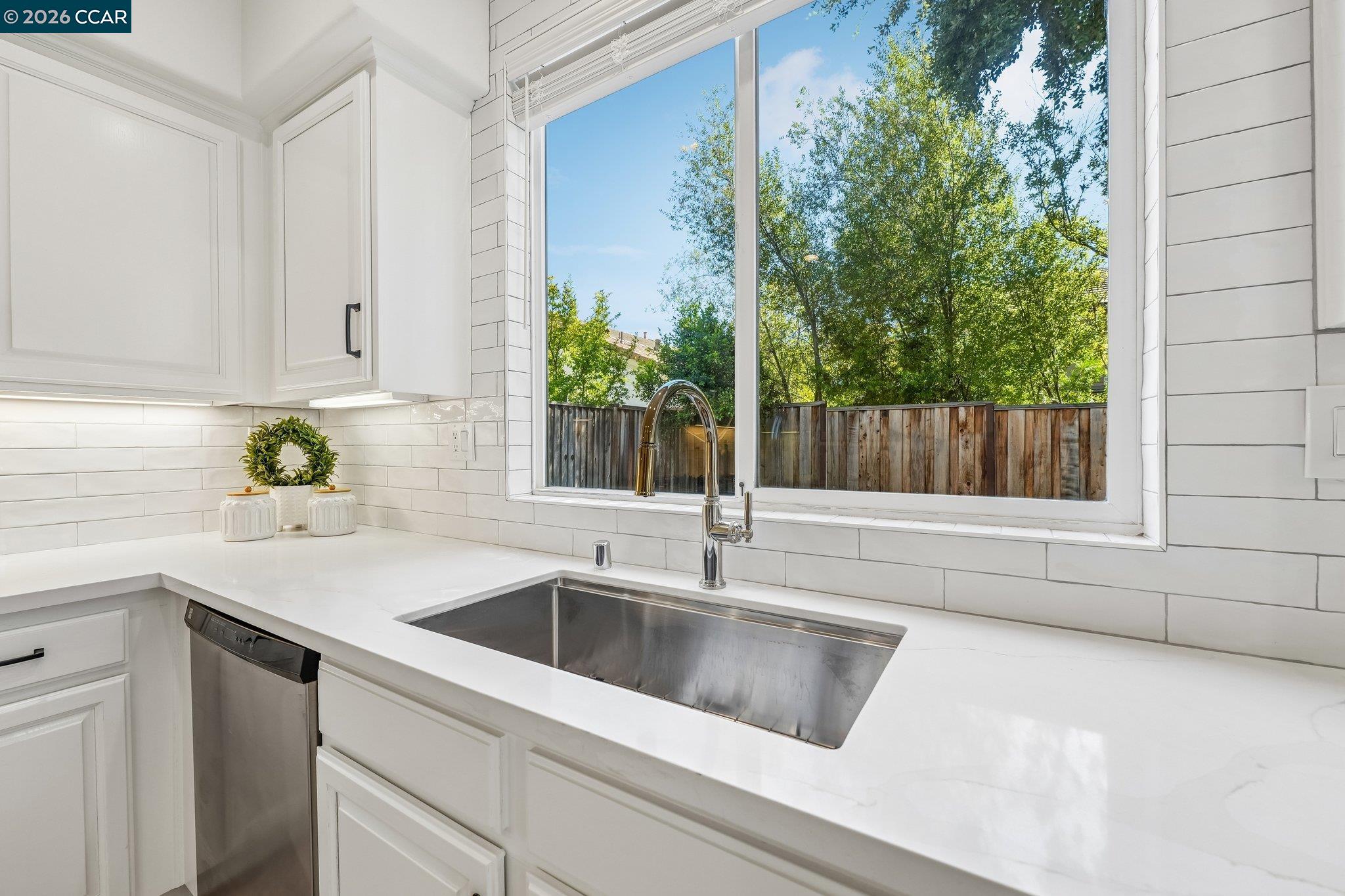 4926 Redwood Ave, Dublin CA 94568 — photo 21