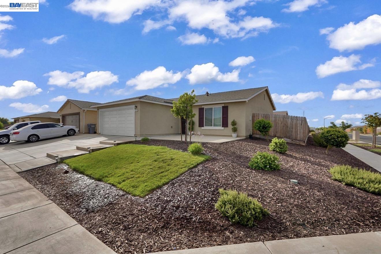 698 Keng Crt., Merced CA 95341 — photo 3