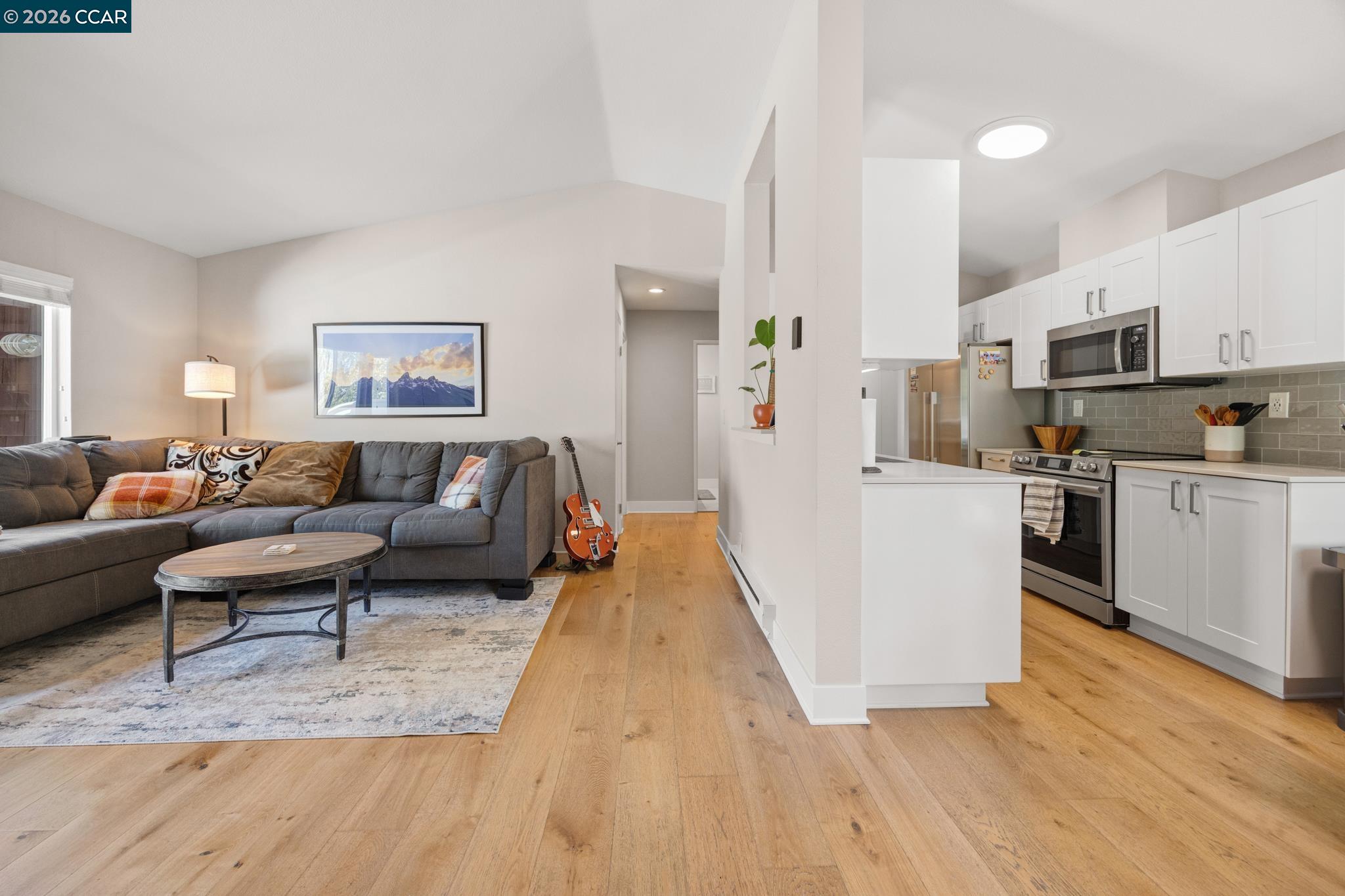 Front Image Thumbnail for CC41148117