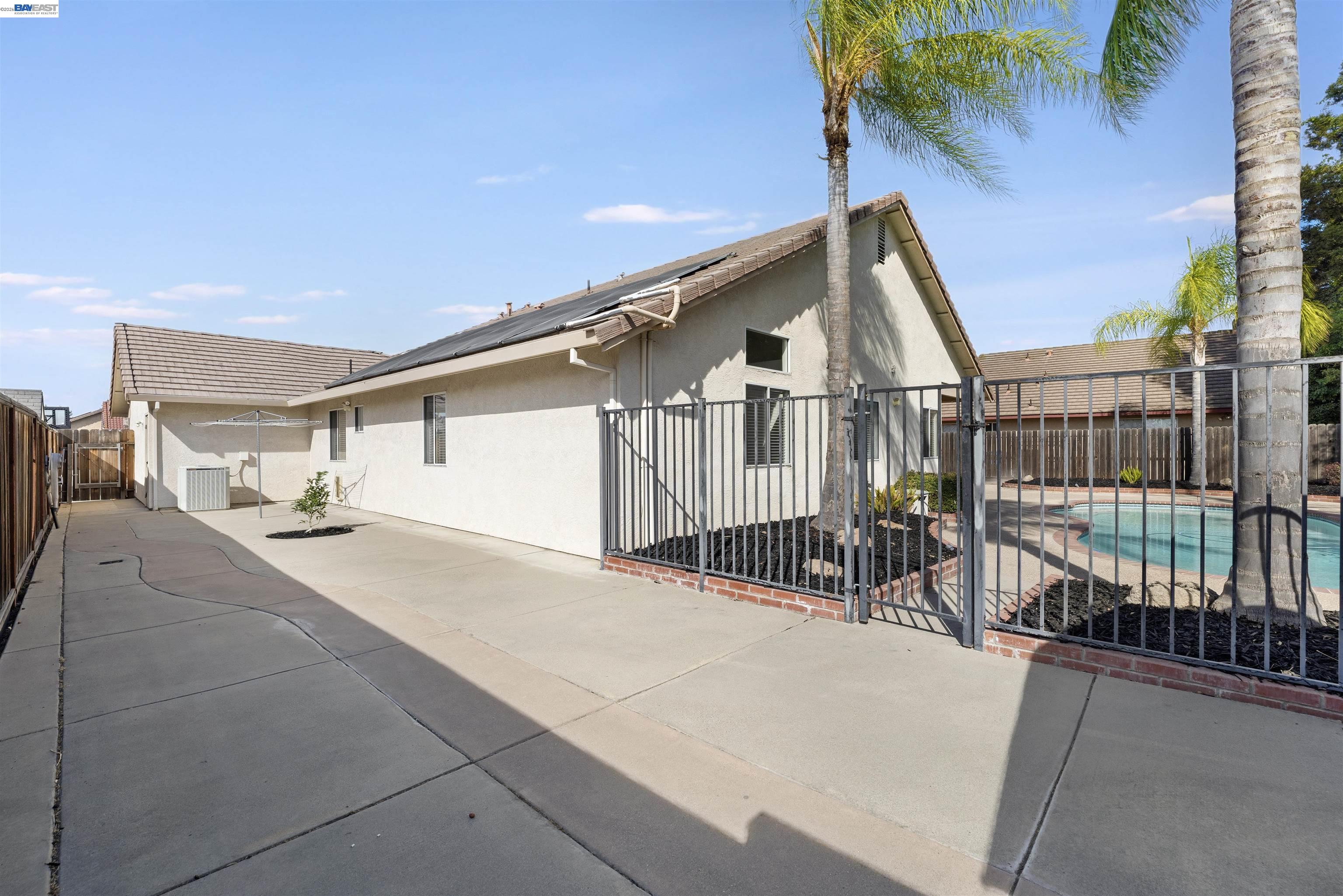 534 Reisling Ct, Manteca CA 95337 — photo 43