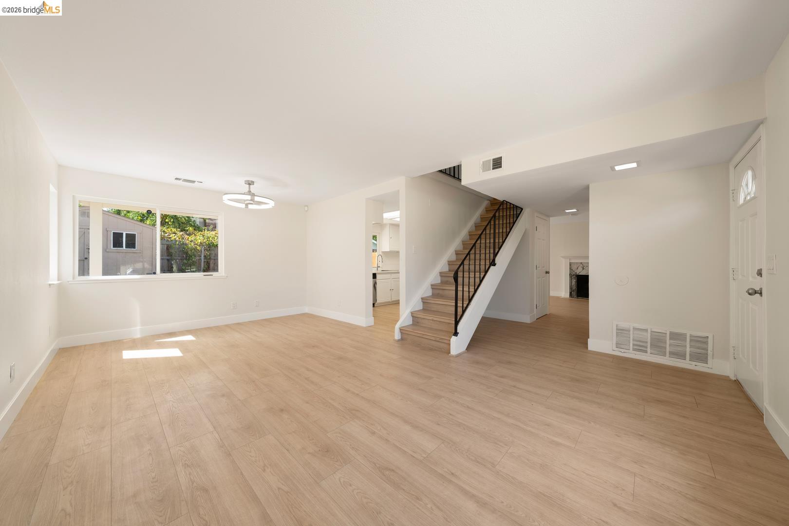 9339 Mira Del Rio DR, Sacramento CA 95827 — photo 3