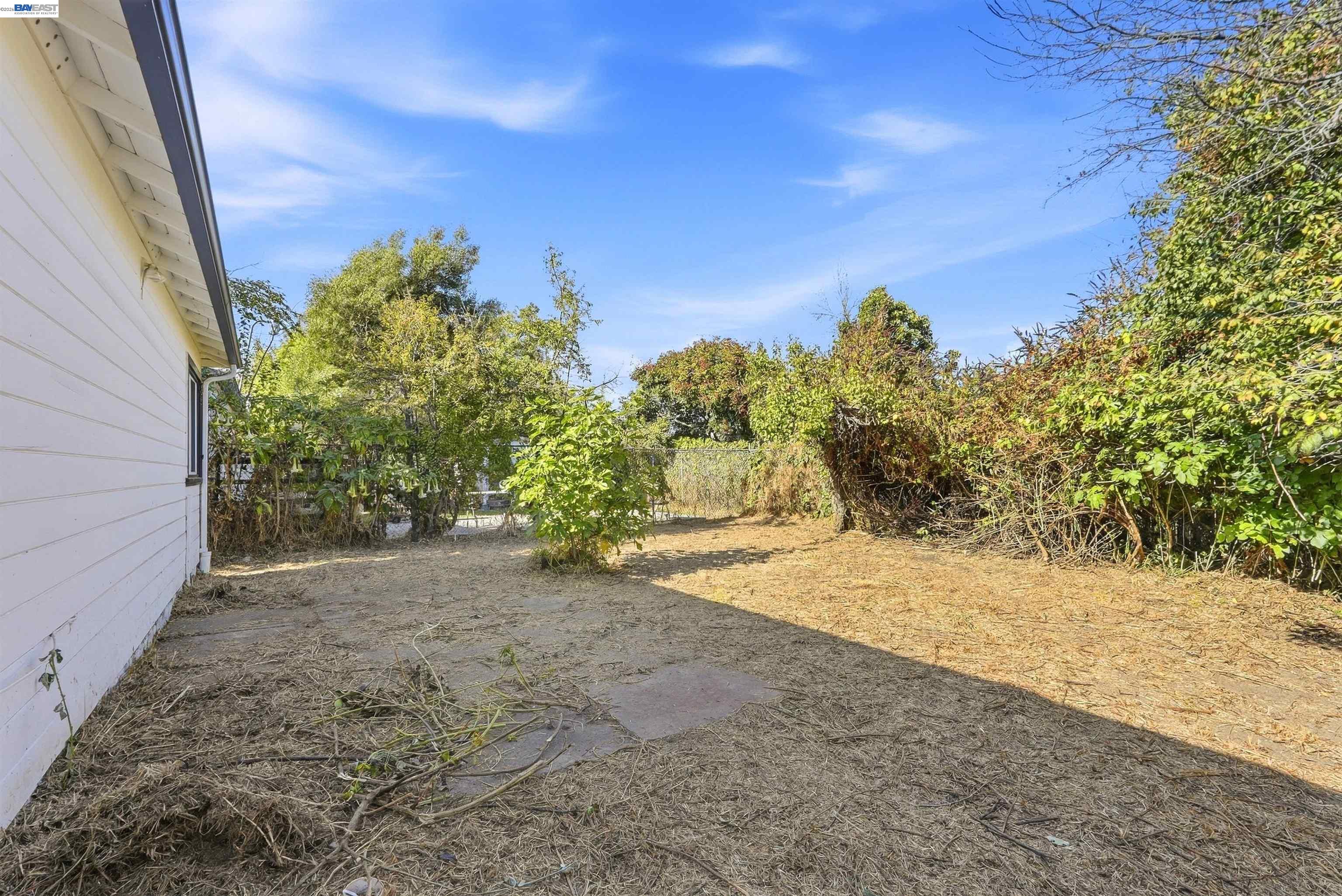 9308 F St, Oakland CA 94603 — photo 26