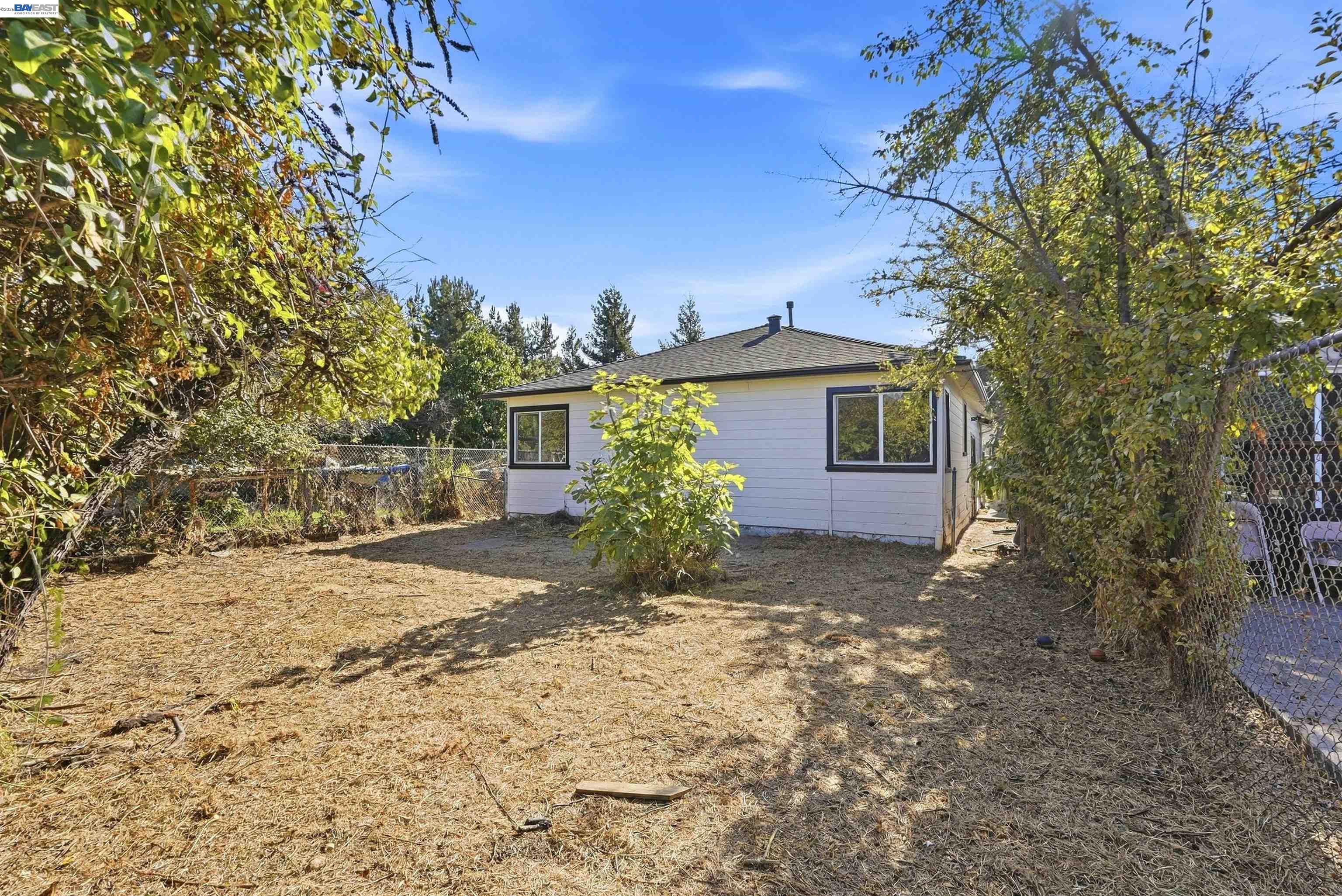 9308 F St, Oakland CA 94603 — photo 29