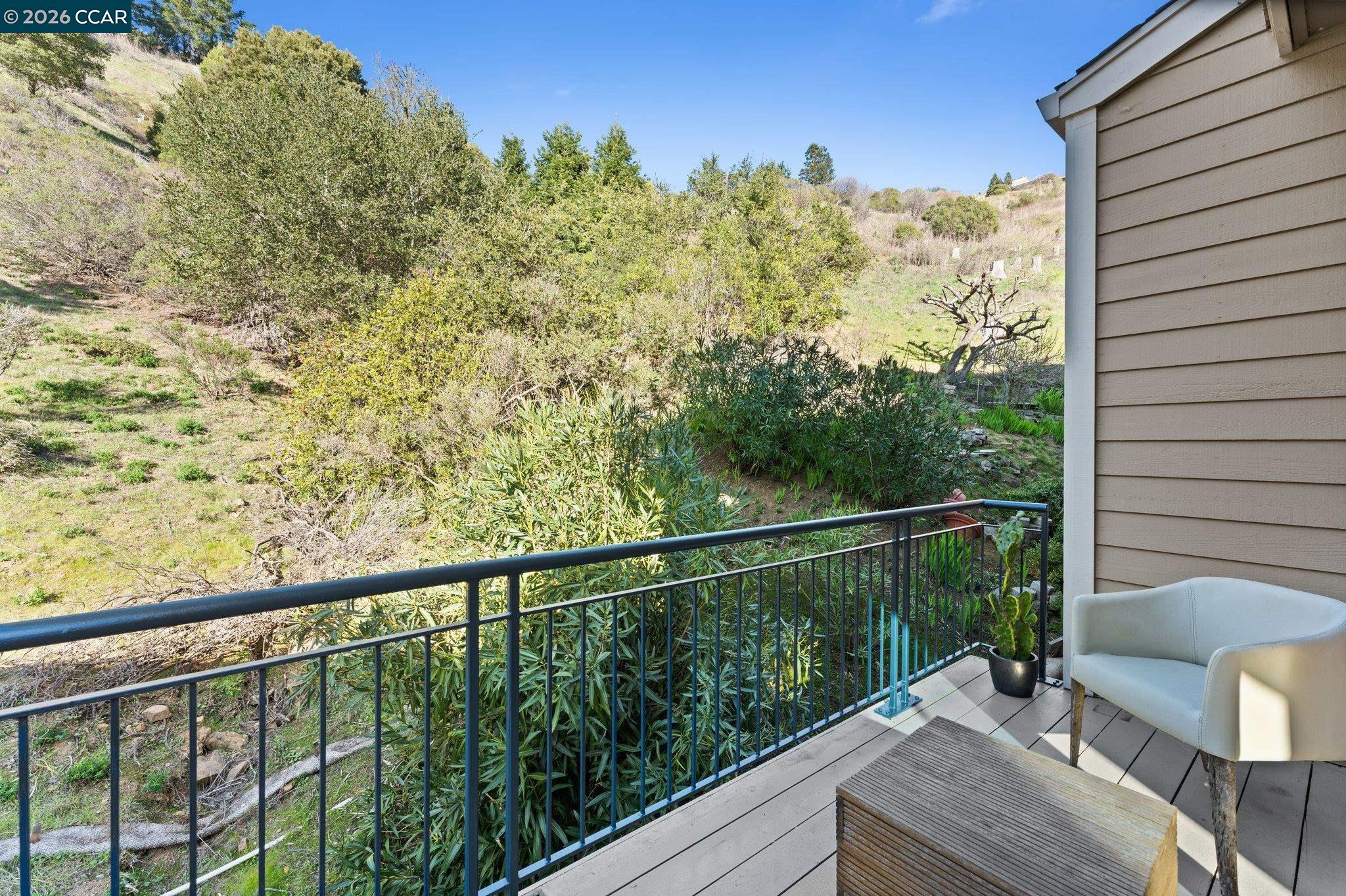 5 Schooner Hill, Oakland CA 94618 — photo 28