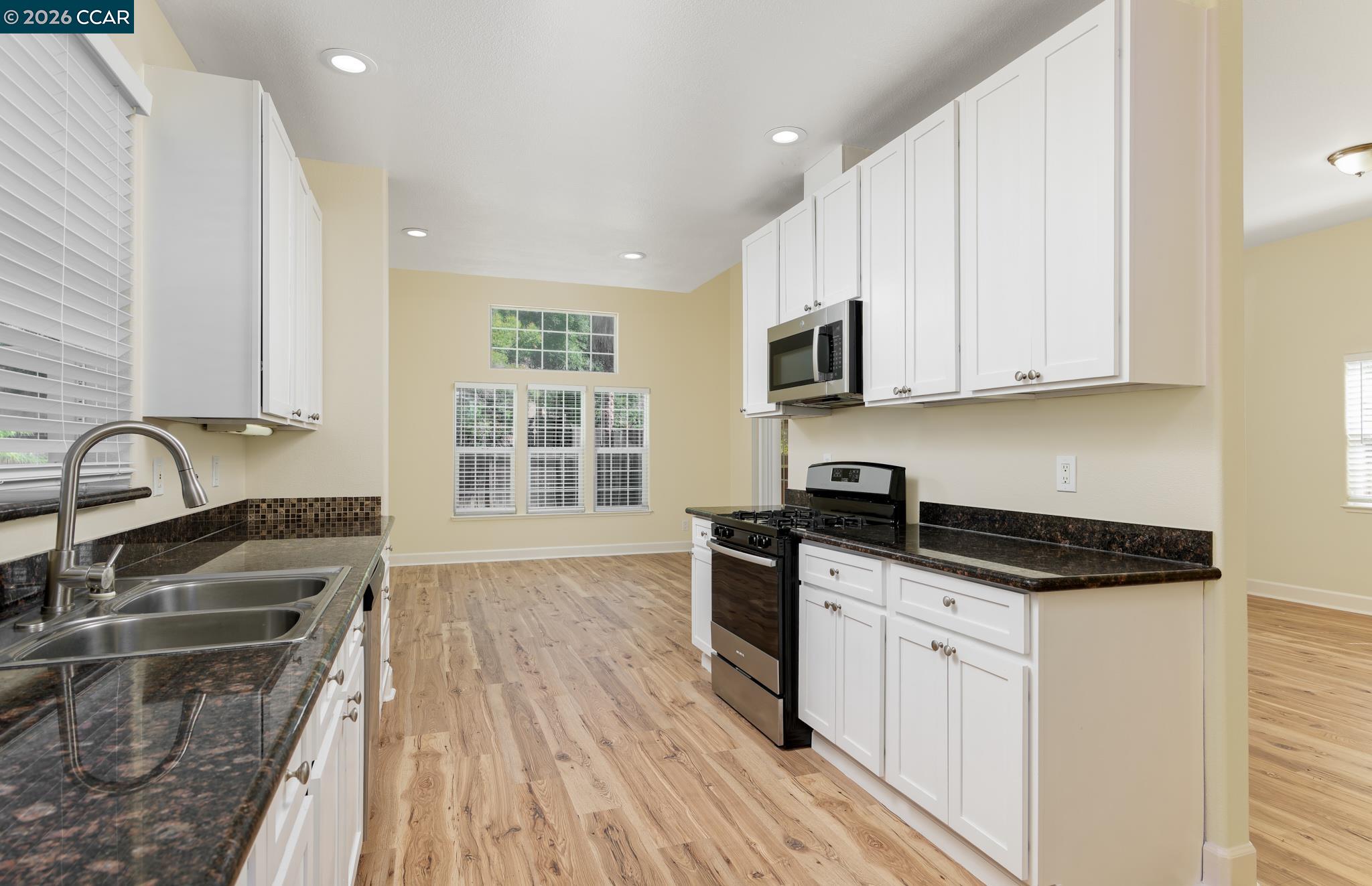 2841 Sunset Ln, Antioch CA 94509 — photo 6