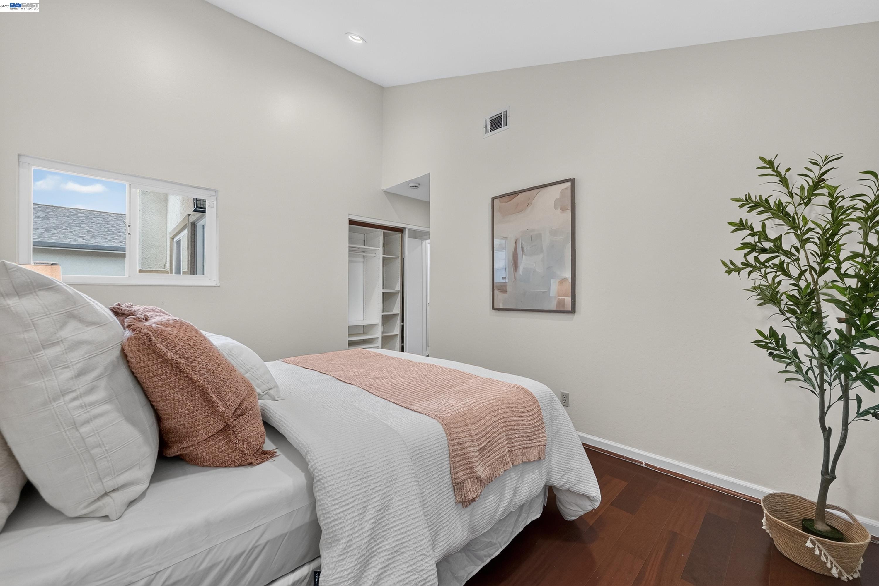 32536 Lake Barlee Ln, Fremont CA 94555 — photo 12