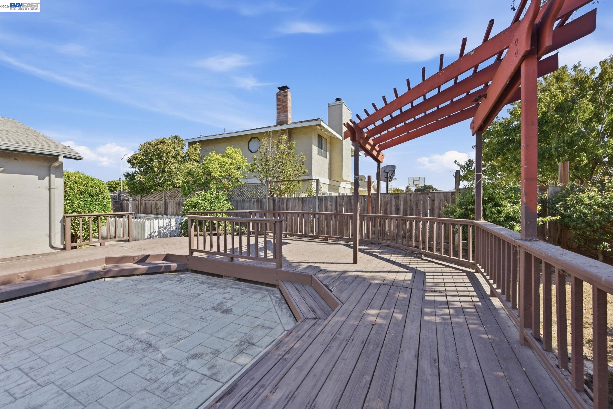 4409 Darwin Dr, Fremont — 25