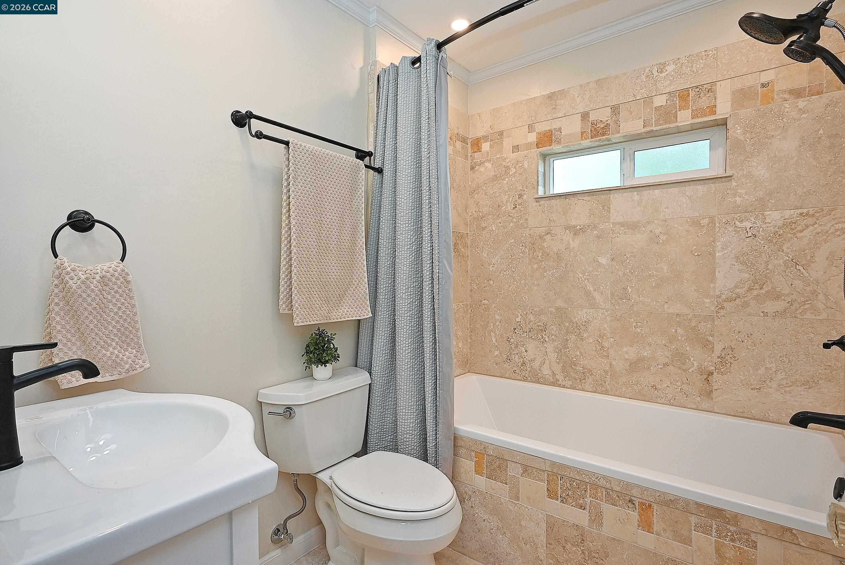 1035 Palm Ave, Martinez CA 94553 — photo 16