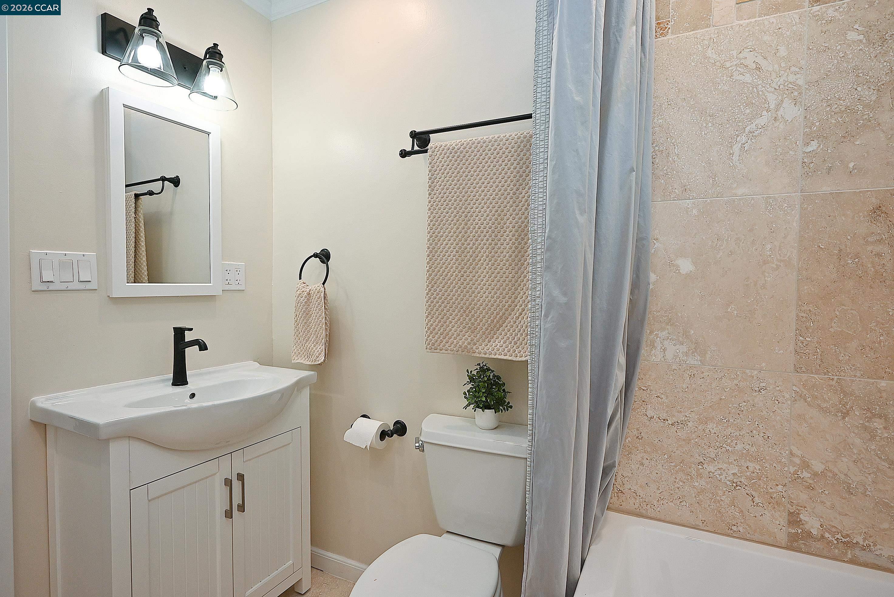 1035 Palm Ave, Martinez CA 94553 — photo 17
