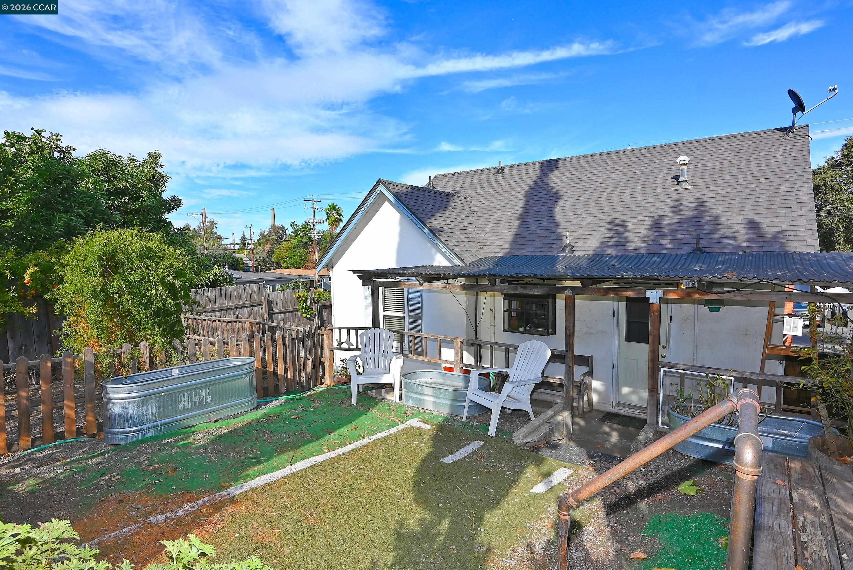 1035 Palm Ave, Martinez CA 94553 — photo 23