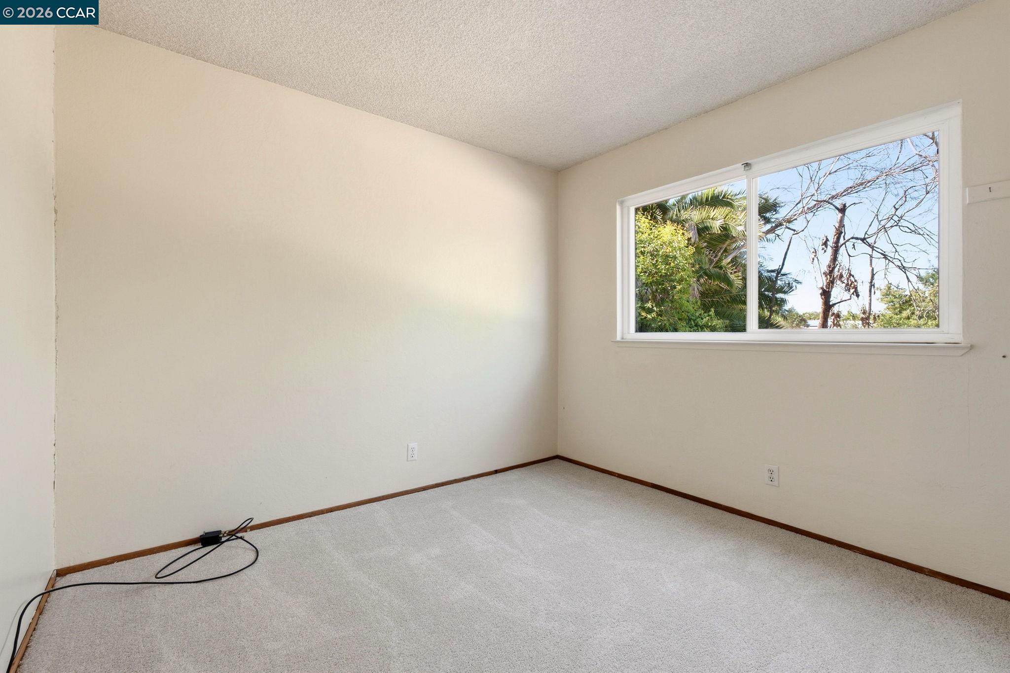 907 Lyon Ct, Concord CA 94518 — photo 11