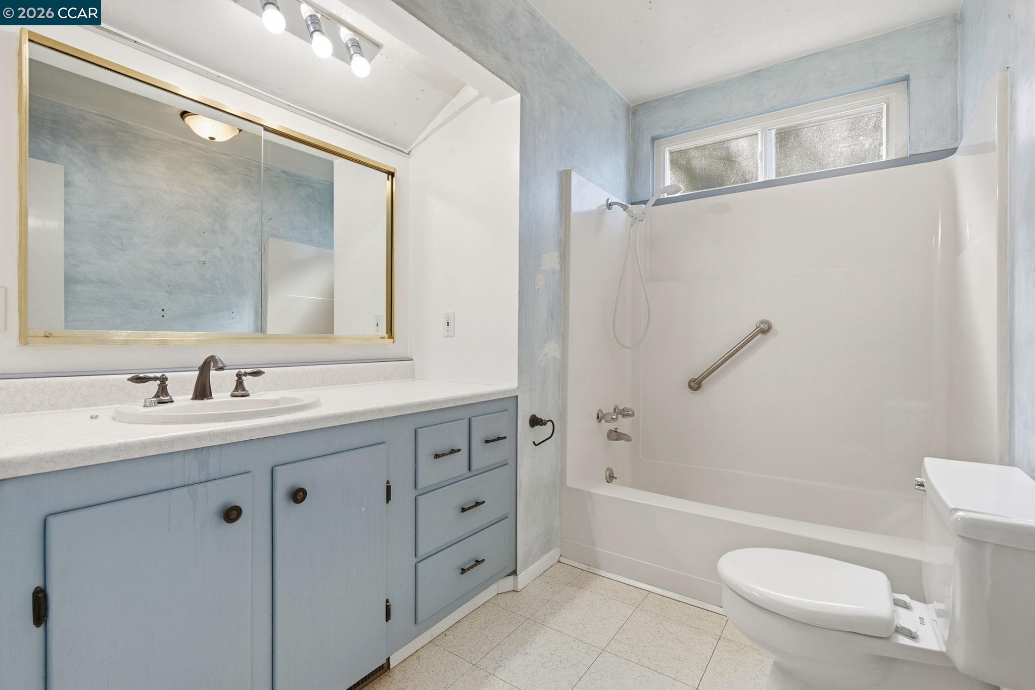 907 Lyon Ct, Concord CA 94518 — photo 18
