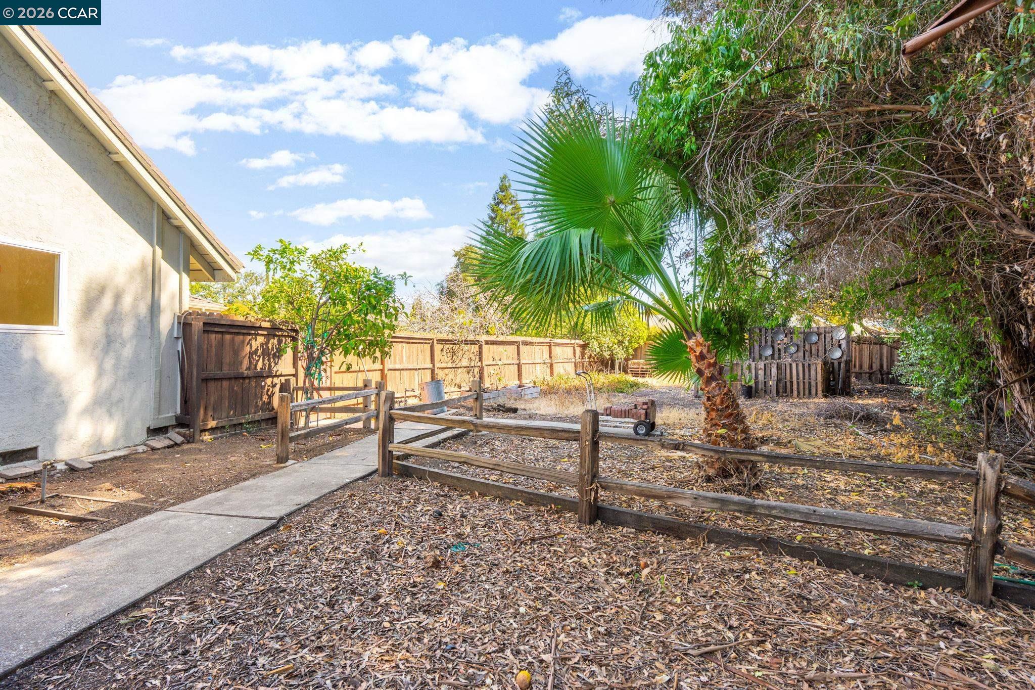 907 Lyon Ct, Concord CA 94518 — photo 23