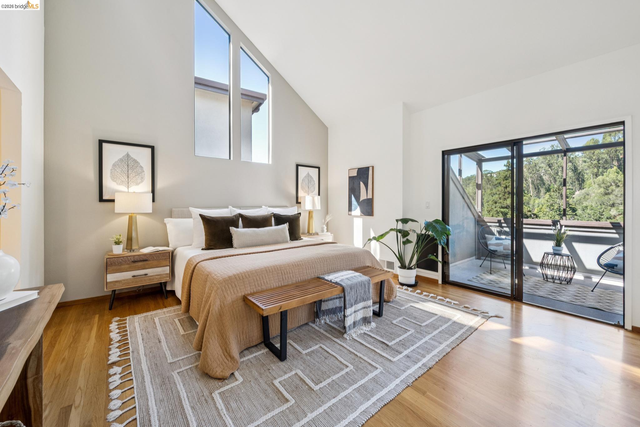 6474 Oakwood Dr, Oakland CA 94611 — photo 24