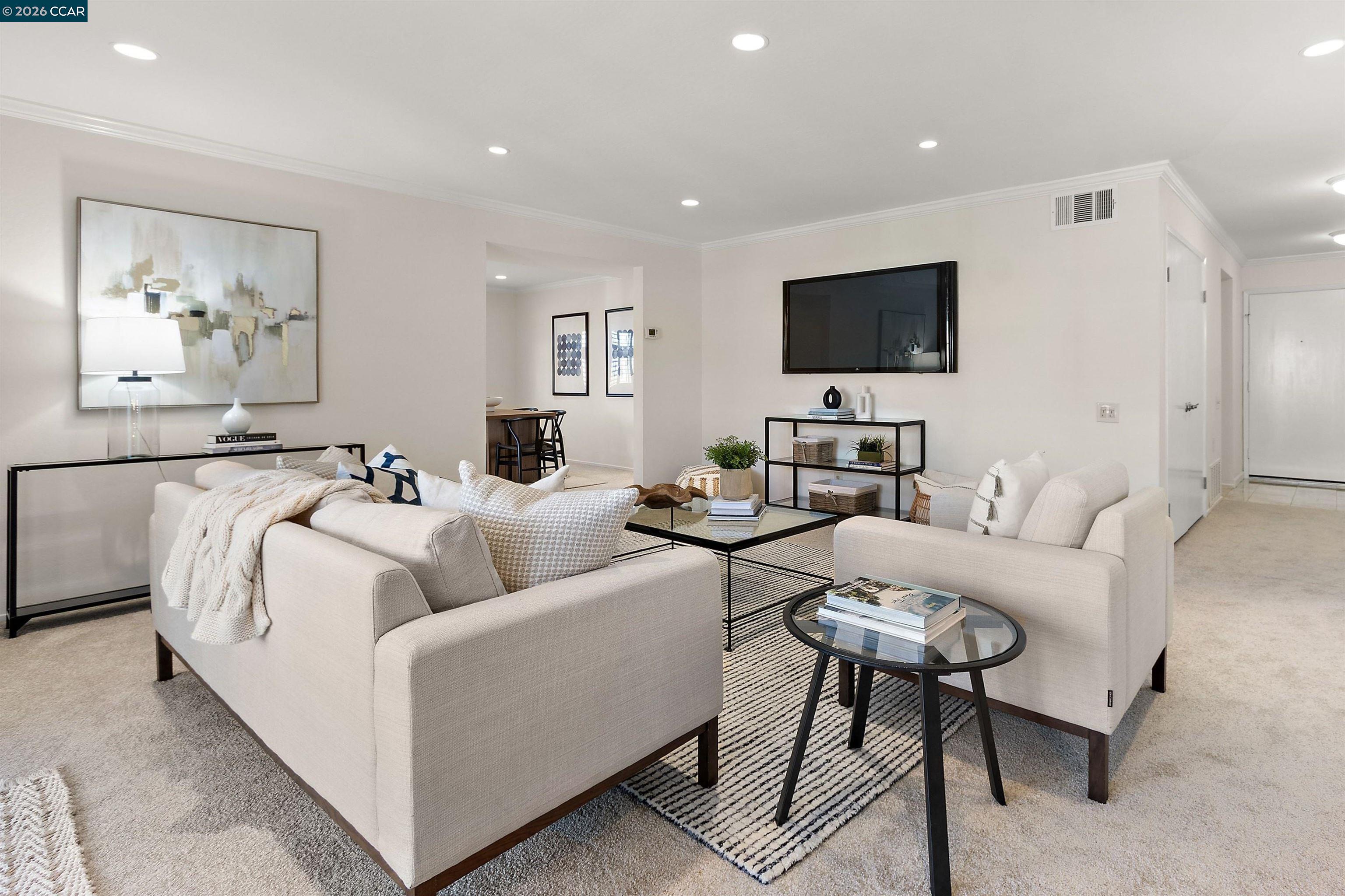 1501 Ptarmigan Dr # 7B, Walnut Creek CA 94595 — photo 2