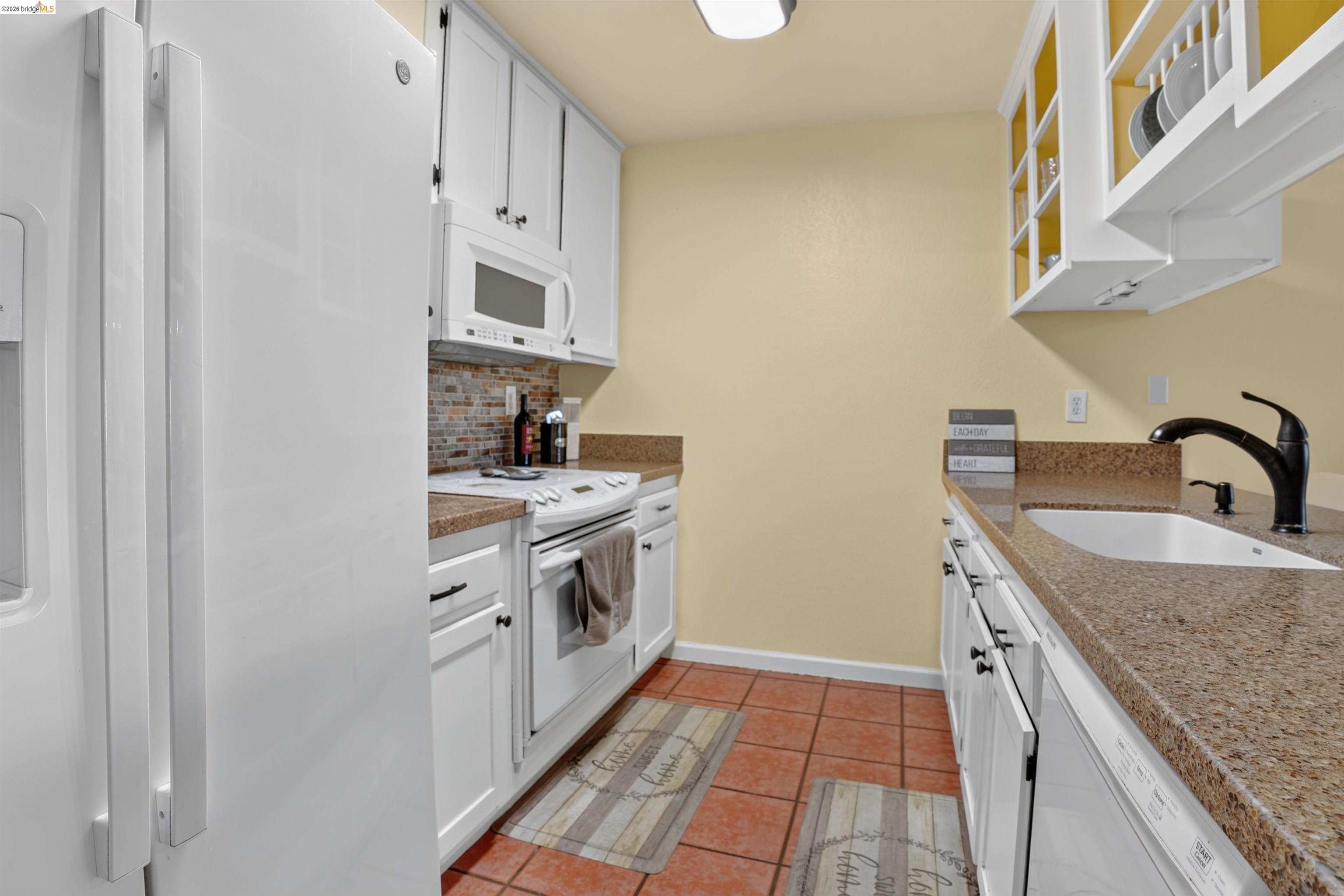 109 Peppermill Ln, Pittsburg, CA 94565 photo 12