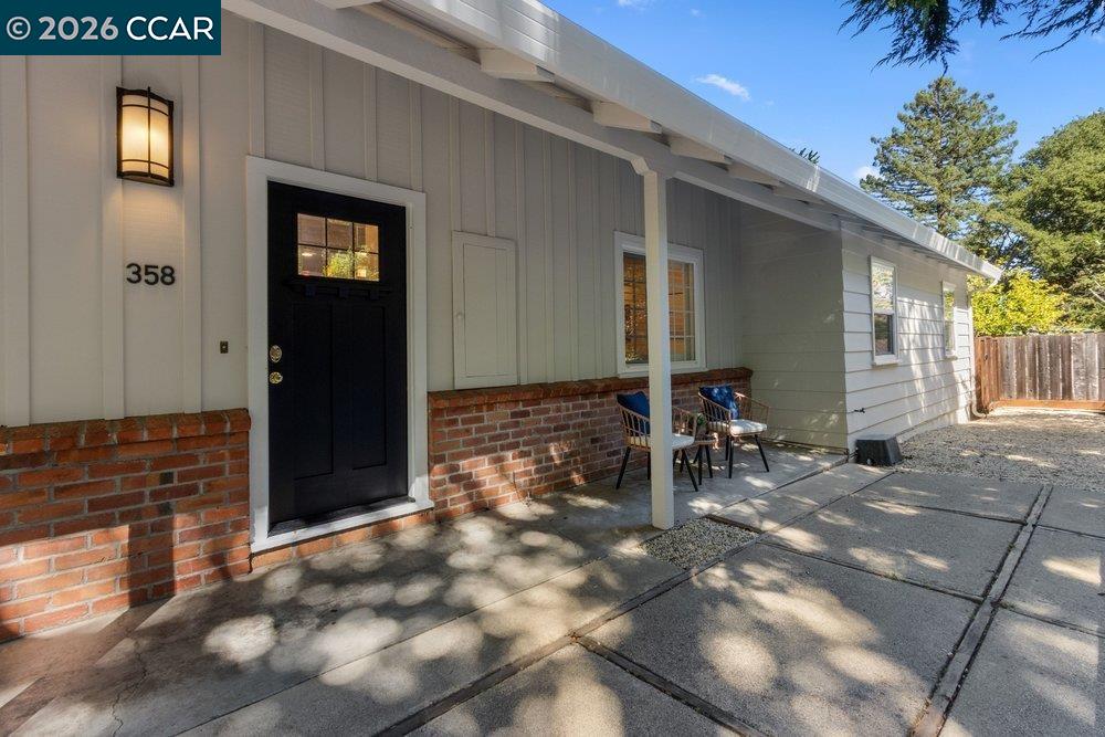 358 El Toyonal, Orinda CA 94563 — photo 6