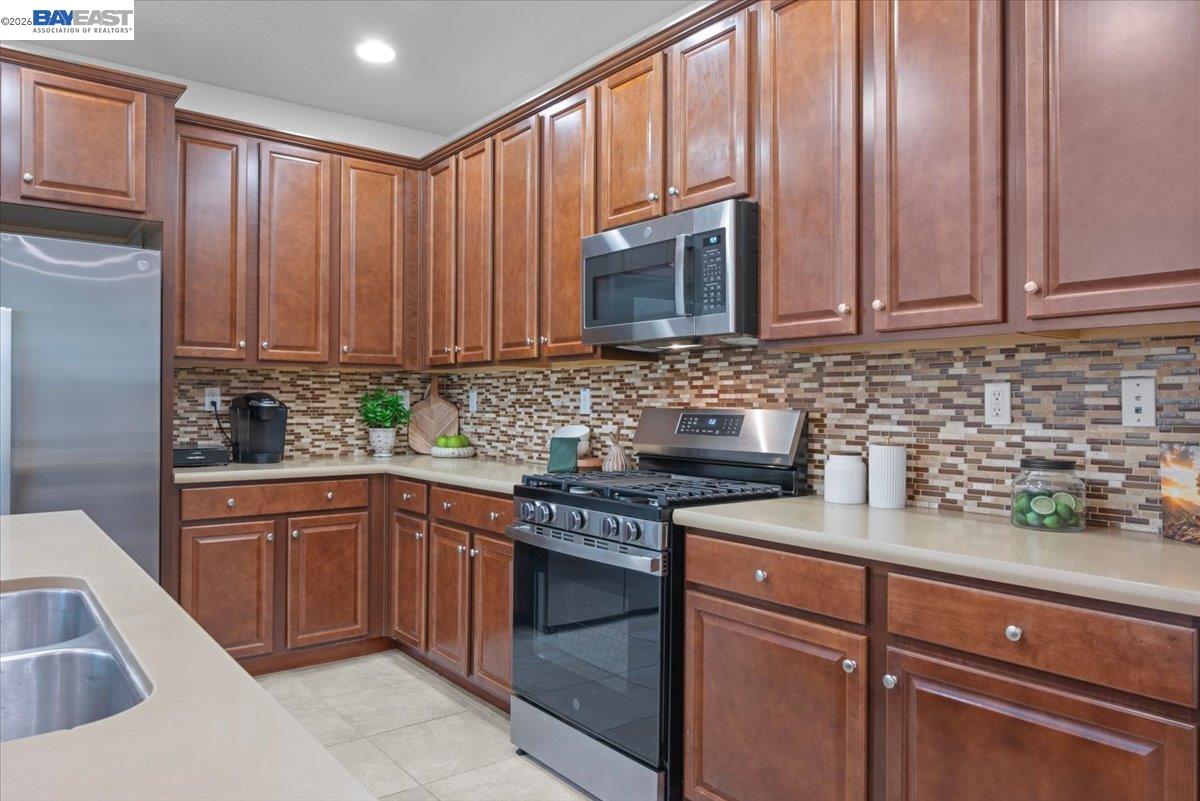 319 W Aventino Ave, Mountain House, CA 95391 photo 16