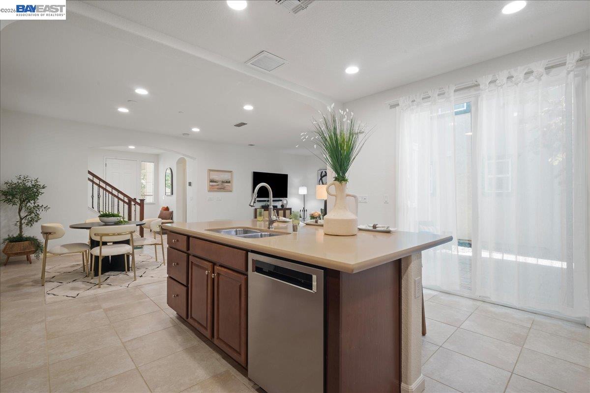319 W Aventino Ave, Mountain House, CA 95391 photo 17