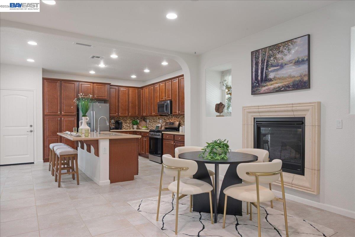 319 W Aventino Ave, Mountain House, CA 95391 photo 19