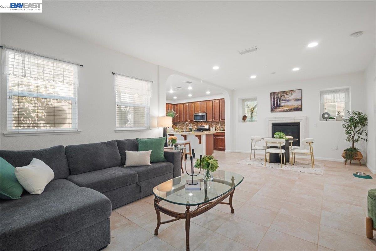 319 W Aventino Ave, Mountain House, CA 95391 photo 22