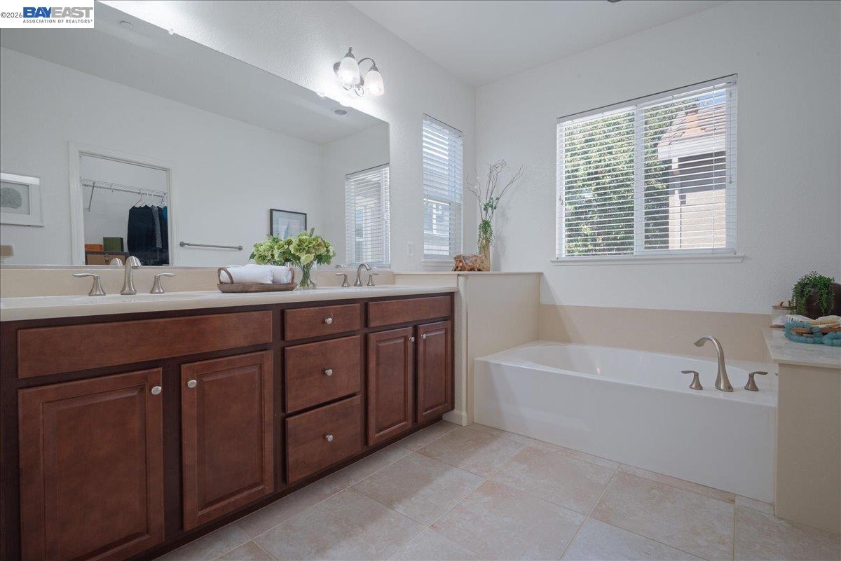 319 W Aventino Ave, Mountain House, CA 95391 photo 29