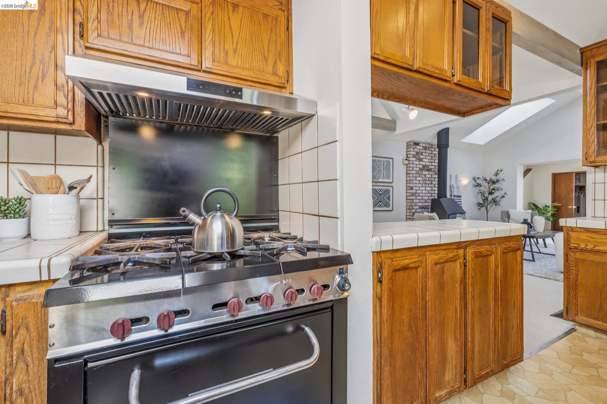 6334 Kensington Avenue, Richmond CA 94805 — photo 22