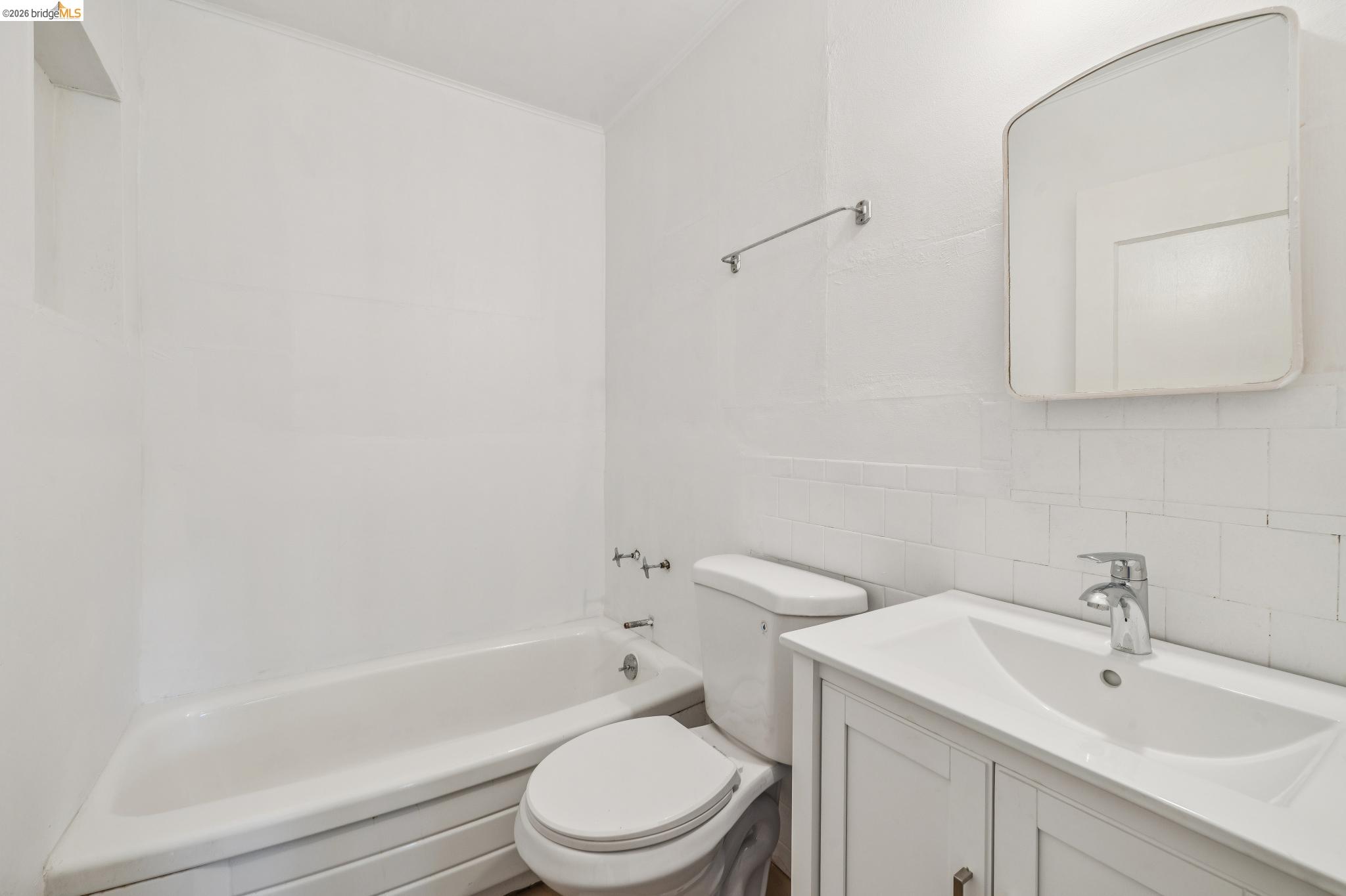 6334 Kensington Avenue, Richmond CA 94805 — photo 58