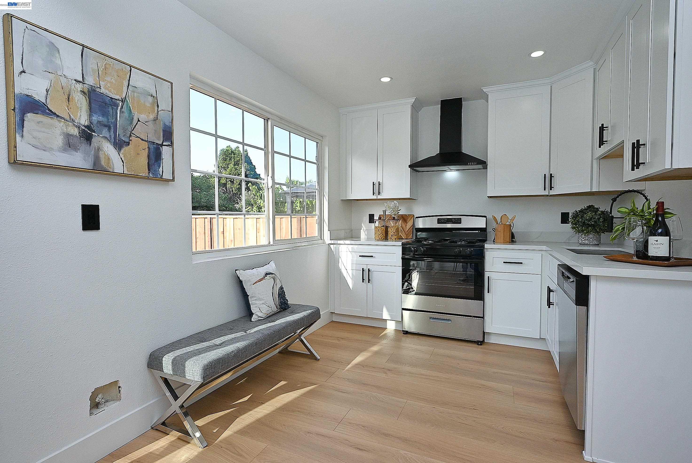 361 Tippecanoe Ave, Hayward, CA 94544 photo 4
