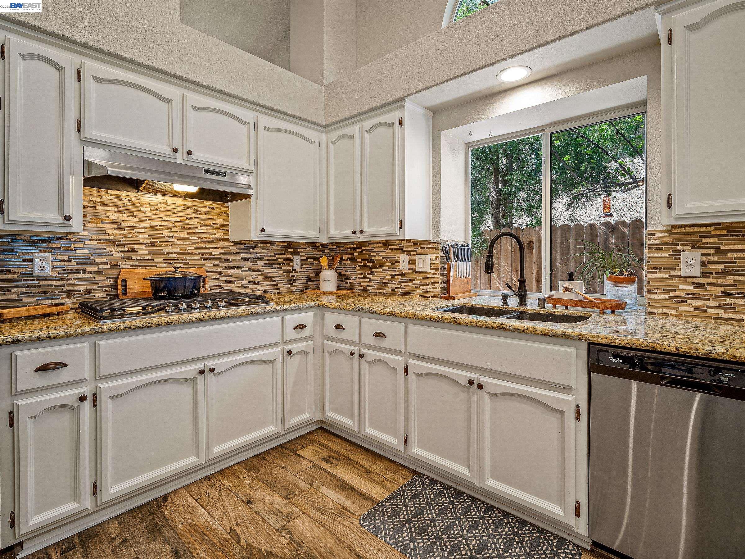 3327 Chapelle Dr, Roseville CA 95661 — photo 6