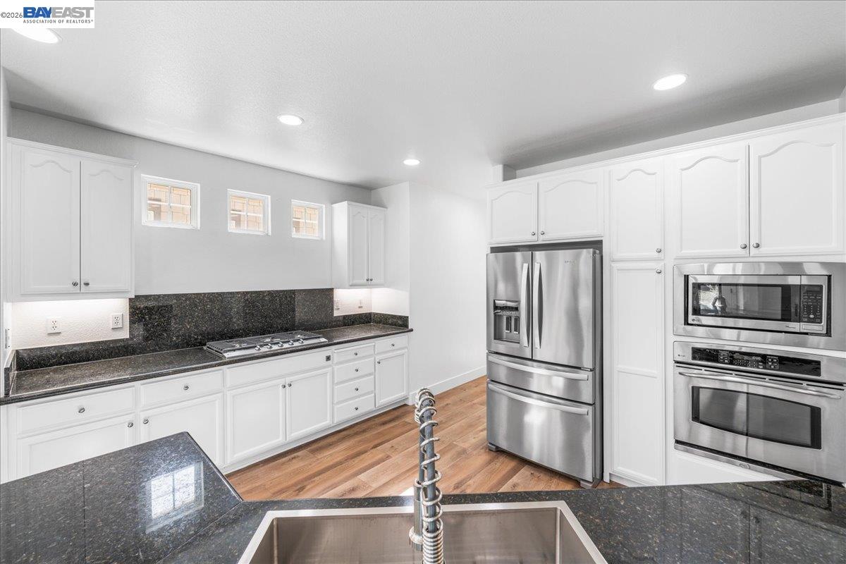 1461 Biarritz St, Tracy CA 95304 — photo 24