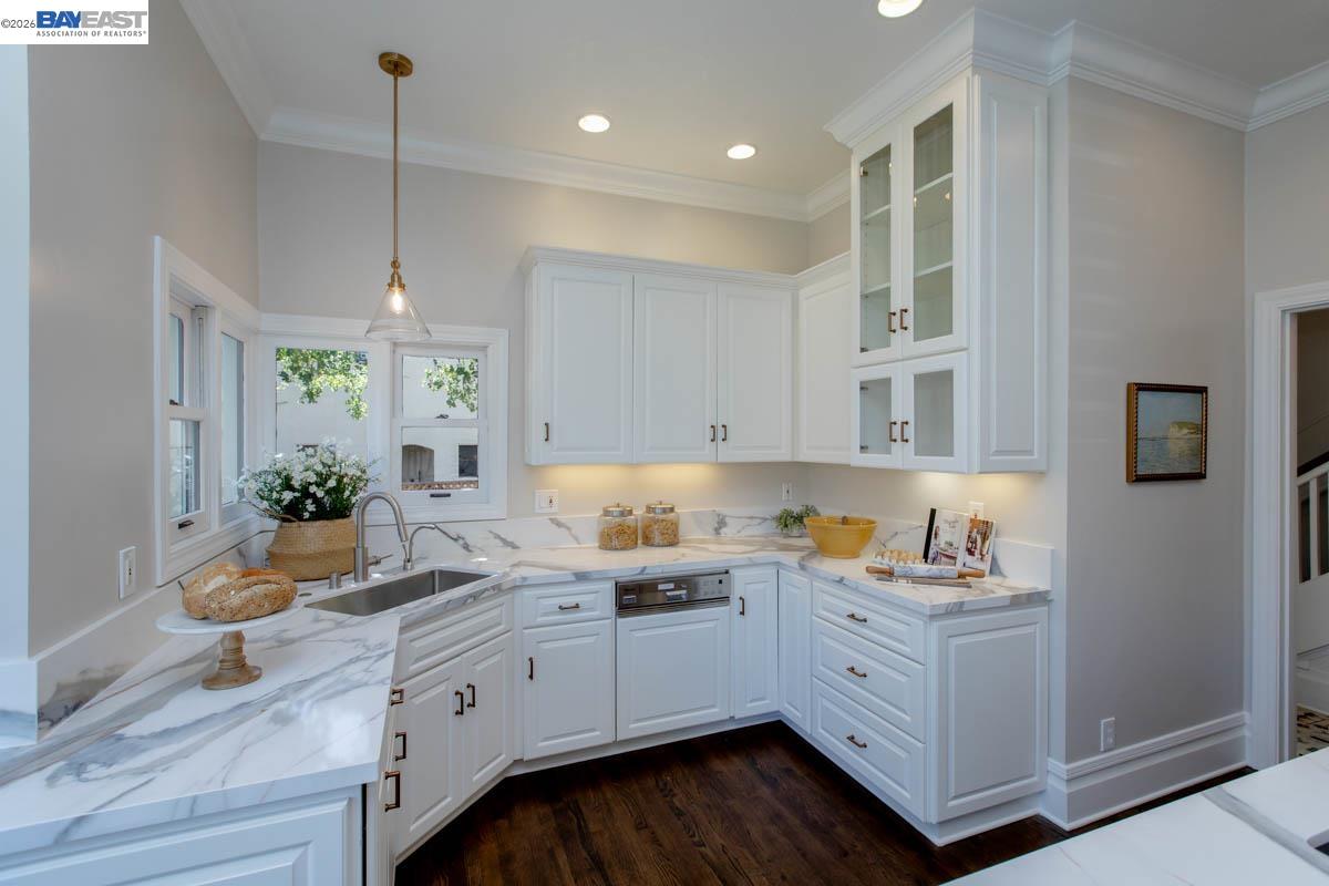 1024 Grand St, Alameda CA 94501 — photo 24