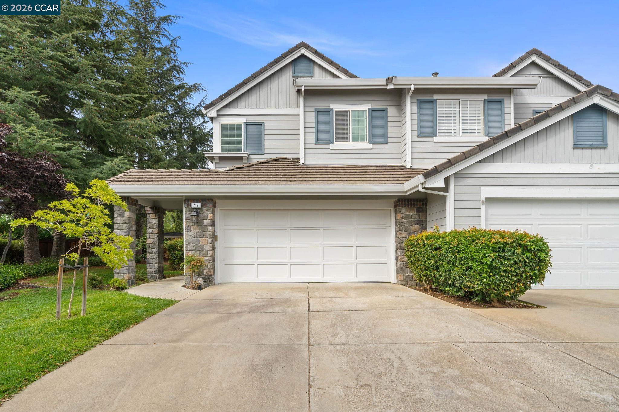 718 Anizumne Ct, Clayton CA 94517