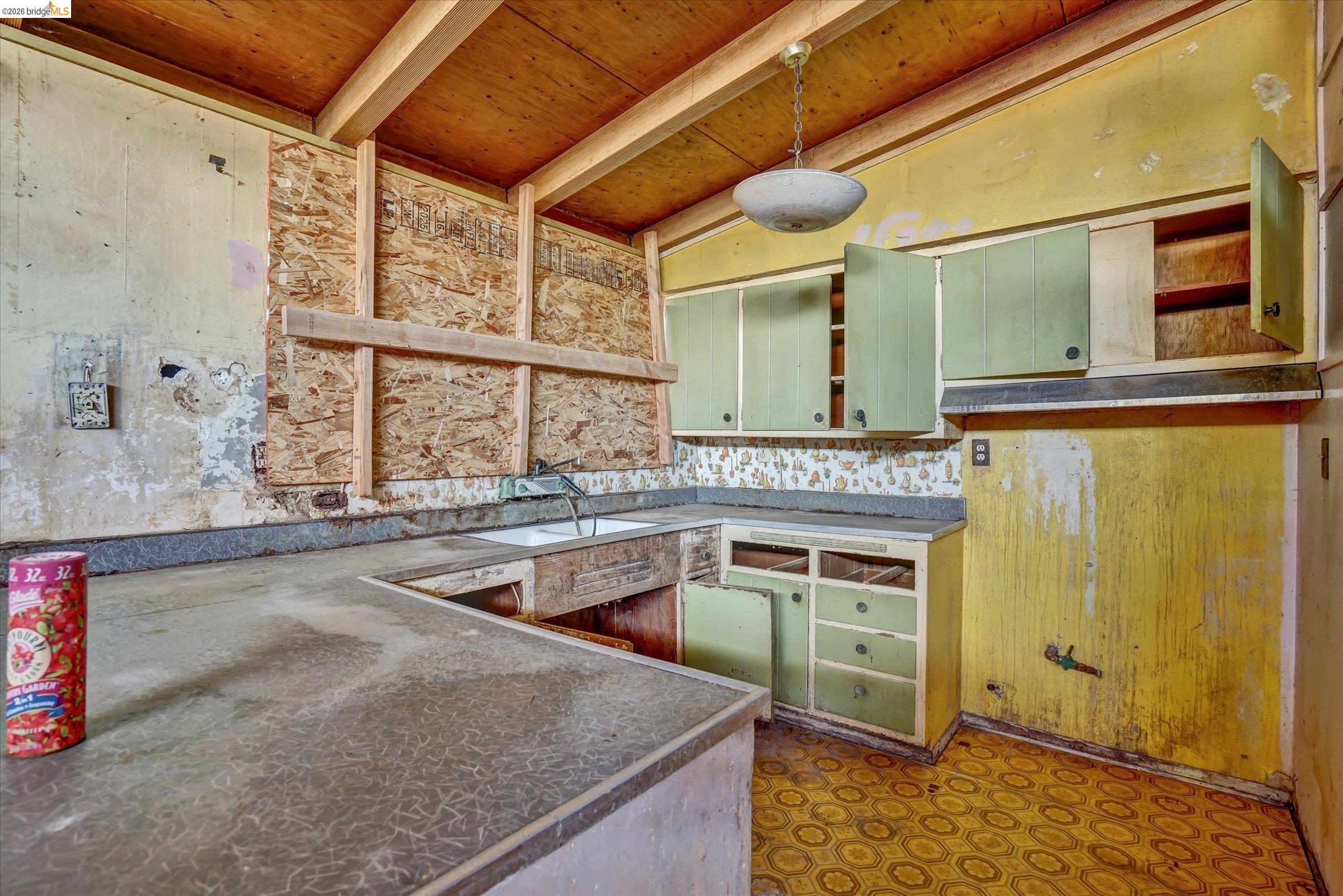 27758 La Porte Ave, Hayward CA 94545 — photo 13