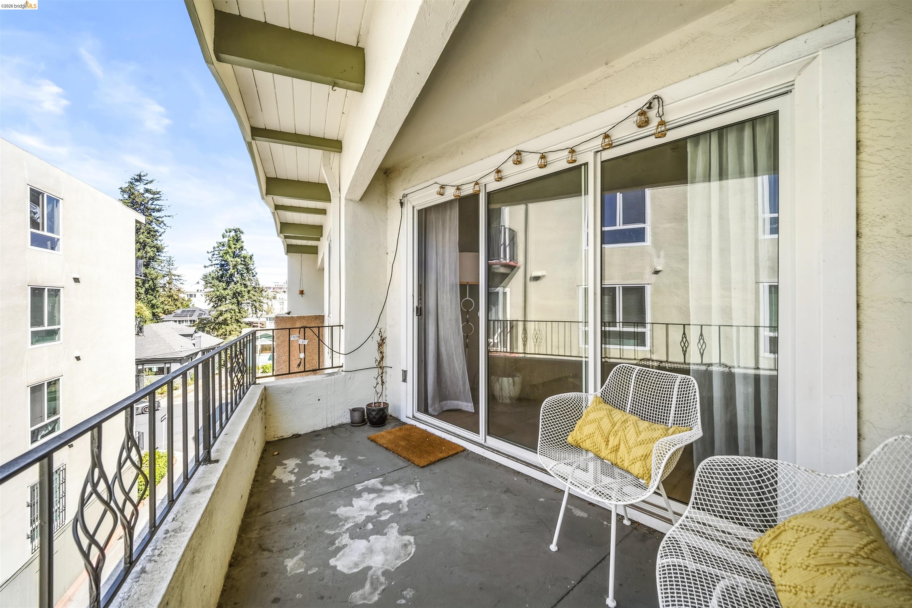 427 Lagunitas Ave # 305, Oakland CA 94610 — photo 19