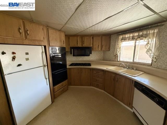 1414 Buckingham Way, Hayward CA 94544 — photo 2
