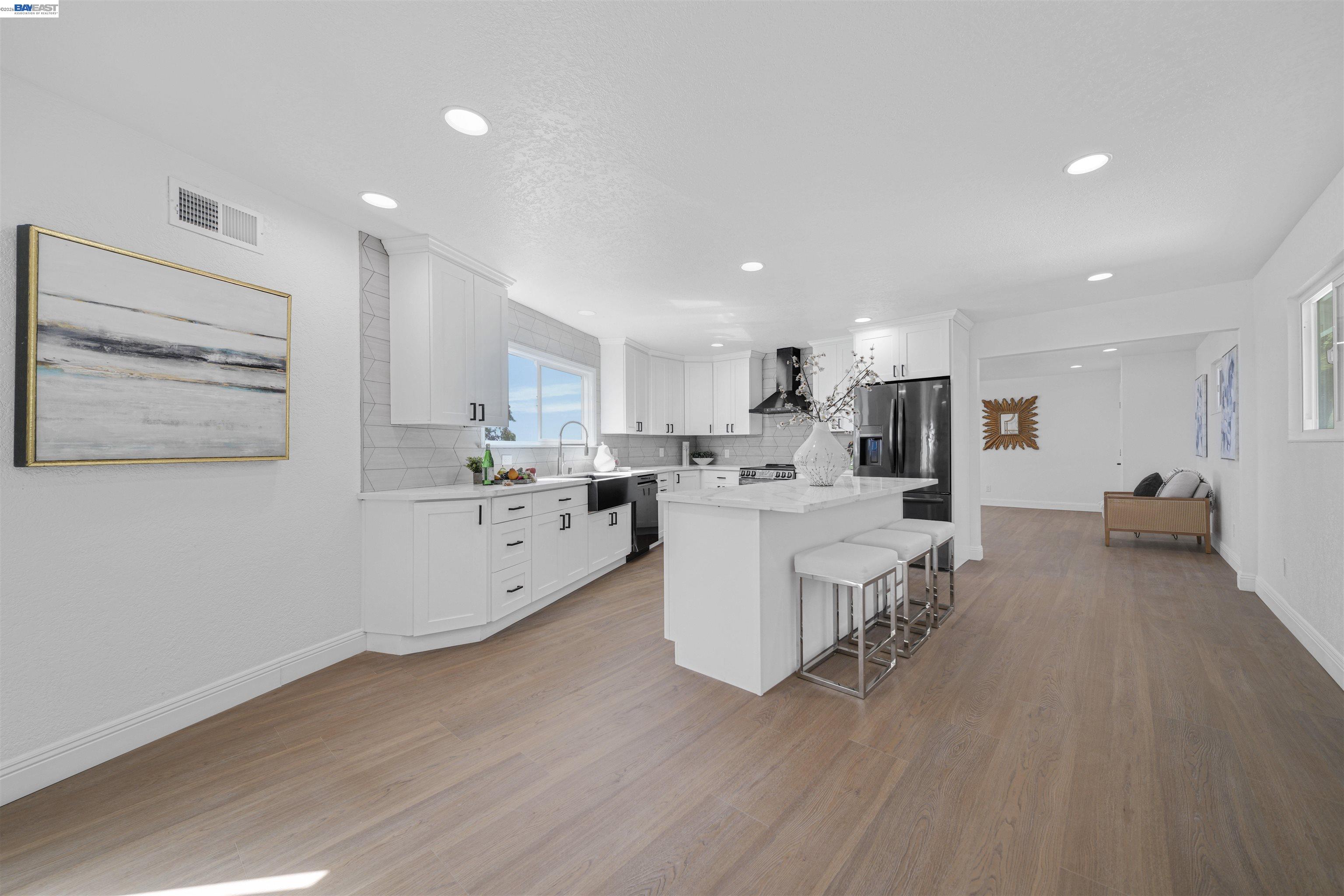 1069 Central Blvd, Hayward CA 94542 — photo 19
