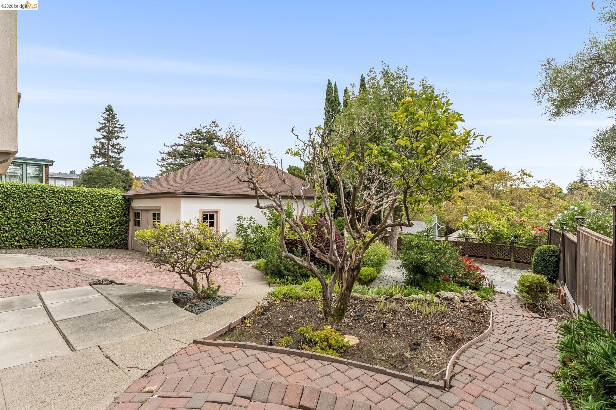 920 Kingston Ave, Piedmont CA 94611 — photo 39
