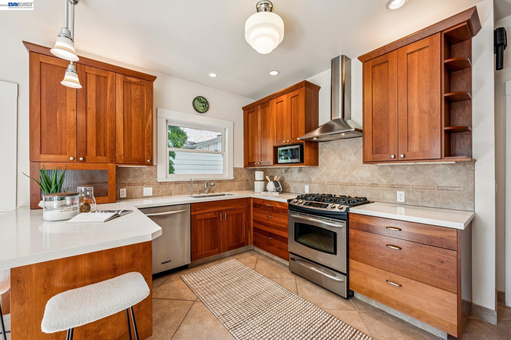 1621 Wellington St, Oakland CA 94602 — photo 22